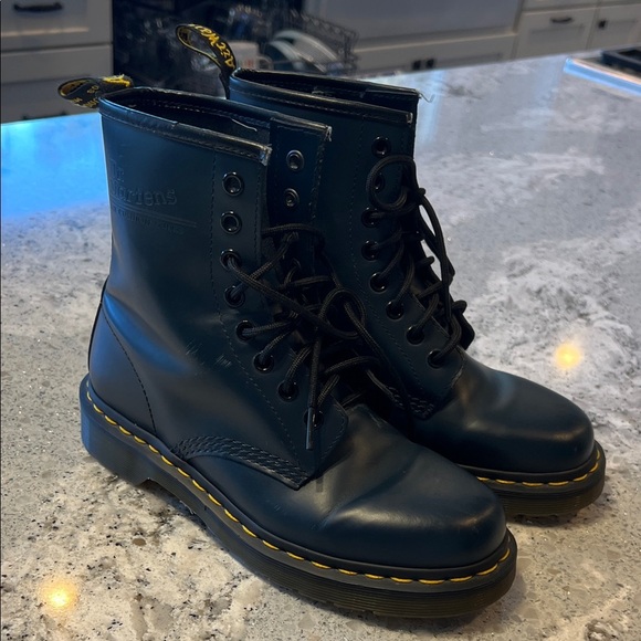 Rare NAVY DR MARTENS Smooth Leather Combat Boots - Picture 8 of 10